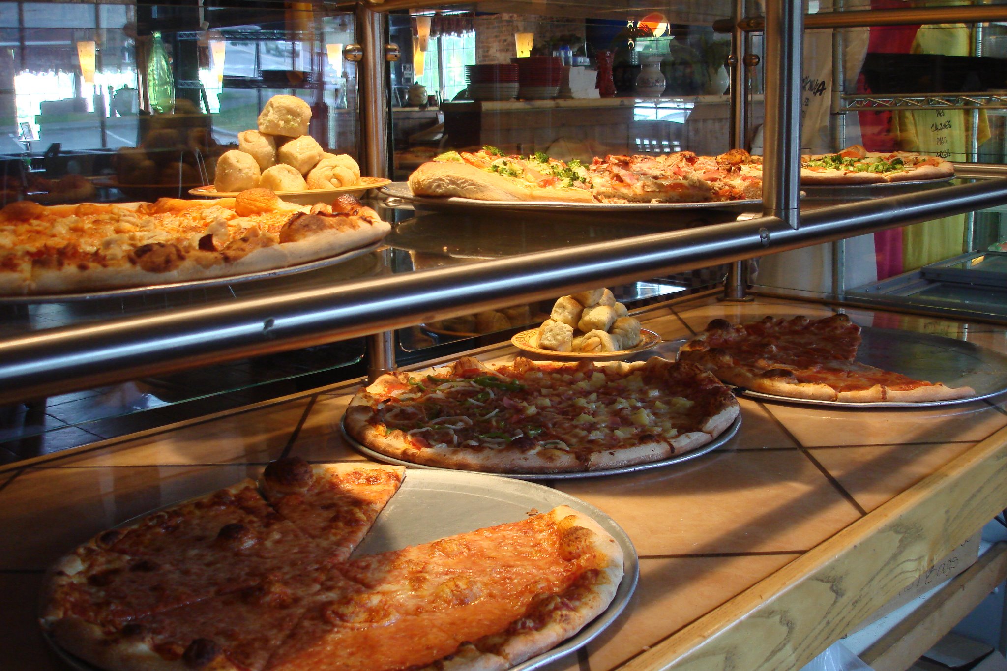 CLAREMONT, NH Ramunto's Brick Oven Pizza Always Fresh Ingredients